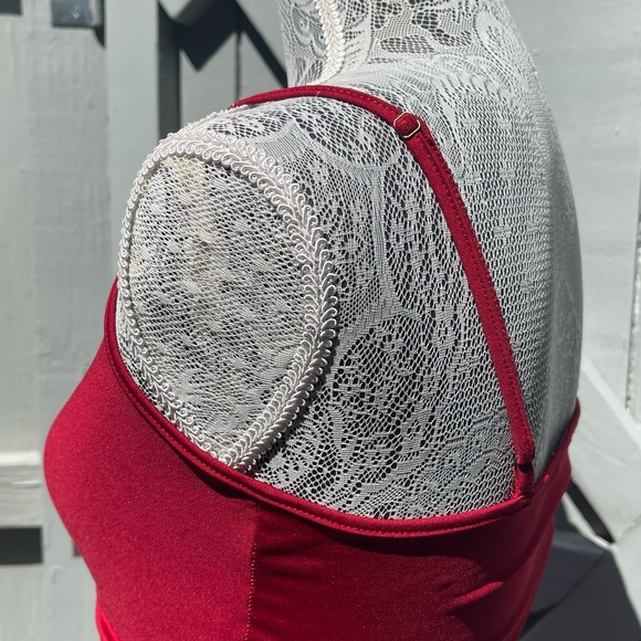 Red Ruched Bodycon Party Dress - Picture 4 of 5